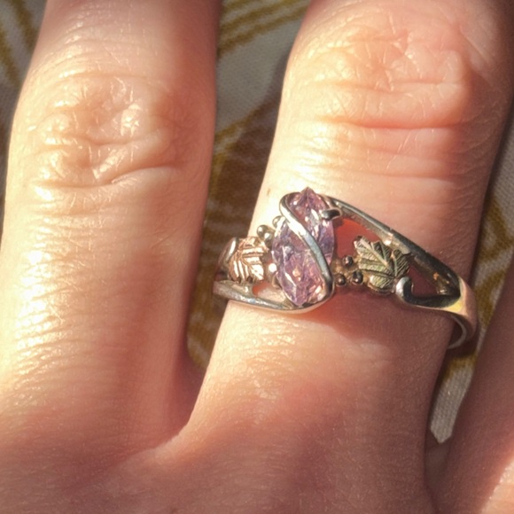 Black Hills Gold Elegant Silver Ring with Pink Tourmaline Stone and Leaf Accents - Picture 7 of 8
